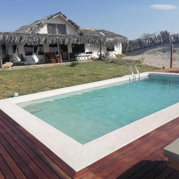 Posada del Mar Vichayito,位于洛斯拉甘斯的酒店