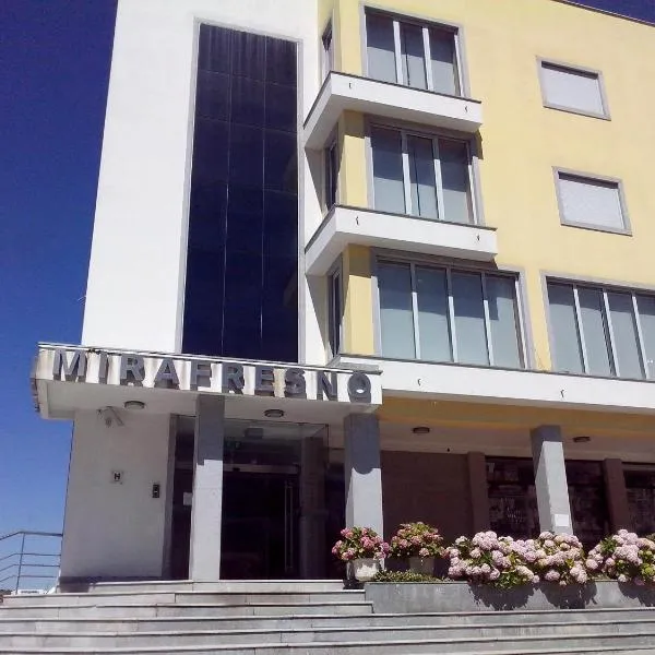 Hotel Mirafresno, khách sạn ở Miranda do Douro