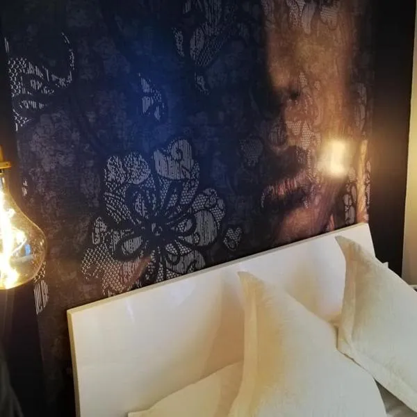 PortaNova 21, hotel u gradu Huy