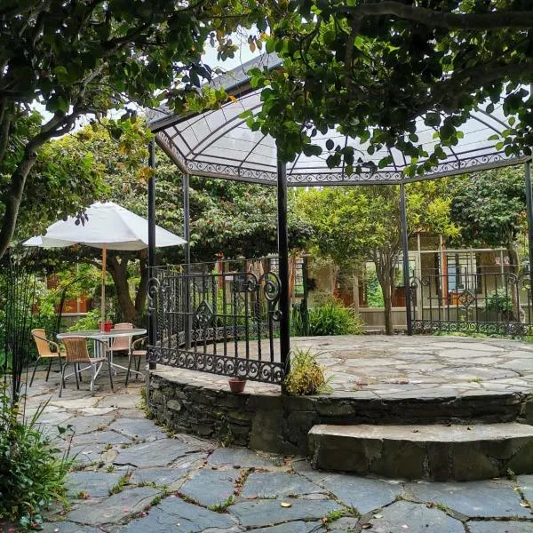 Casona Patrimonial Cobquecura Hotel Boutique, hotel in Cobquecura