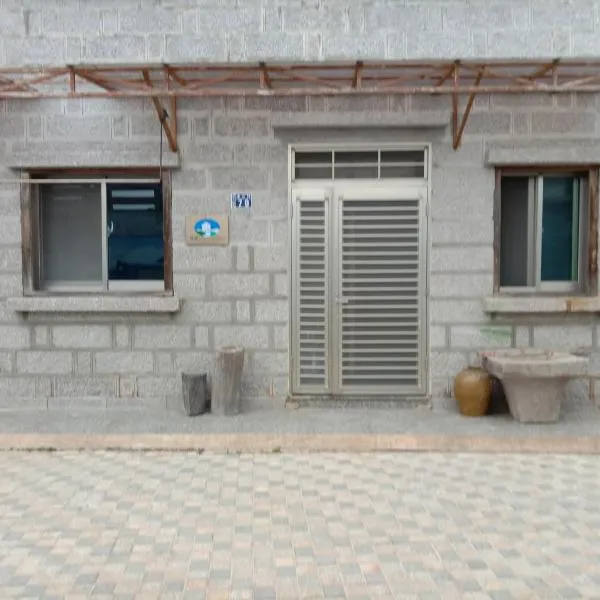 雲台客棧民宿, hotel en Nangan