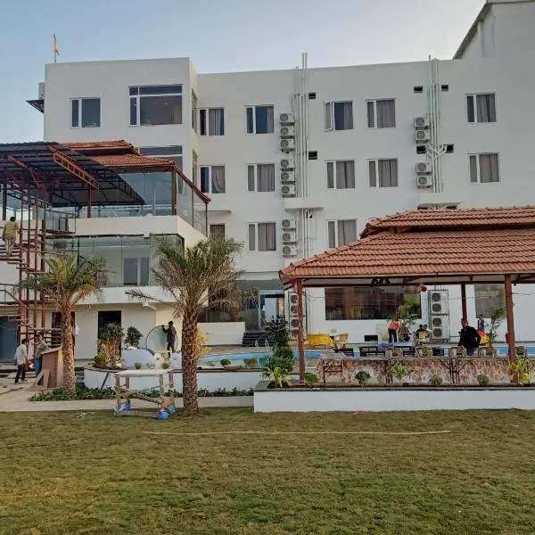 PURPLE ORCHID HOTEL AND RESORT, hotel di Ambikāpur