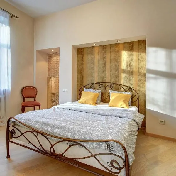 Romantic City Center Apartment in Old Town, hotel a Vilnius