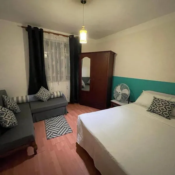 pereyber 2 room appartment, hotel in Pereybere