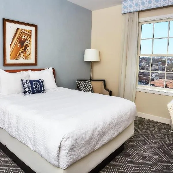 Hotel 24 South, hôtel à Staunton