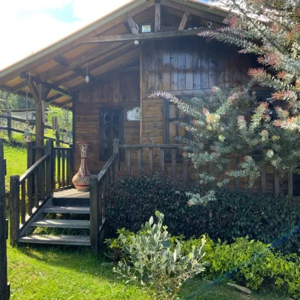 Acogedora cabaña de madera en la naturaleza para desconectarse, hotel en Sogamoso