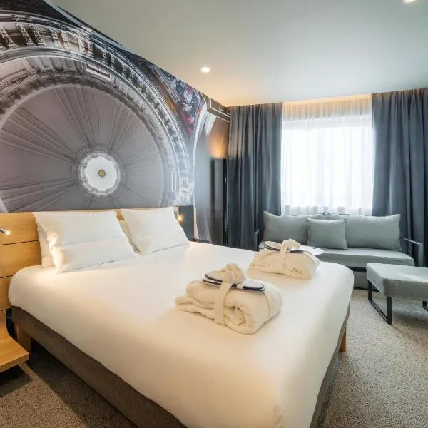 Novotel Paris 20 Belleville, hotel di Paris