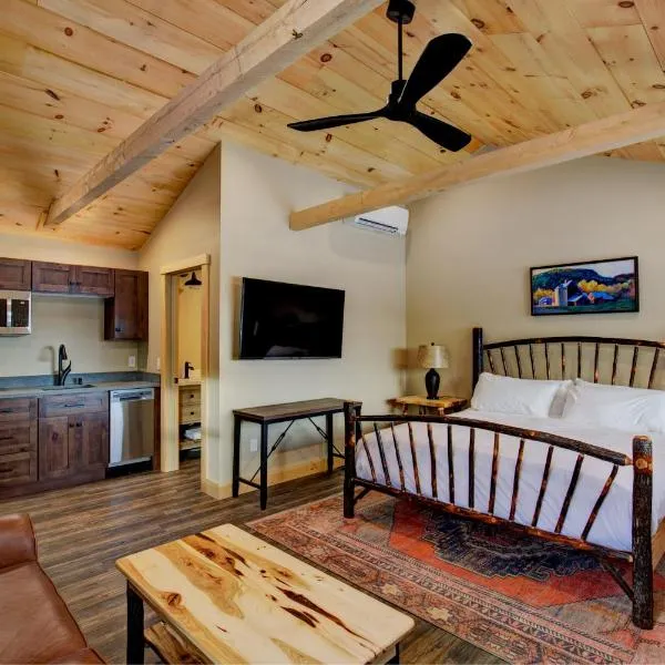 The Lodge by Sunapee Stays, ξενοδοχείο σε Sunapee