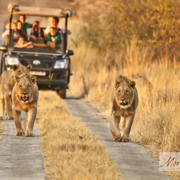 Morokolo Safari Lodge Self-catering, hotel i Pilanesberg