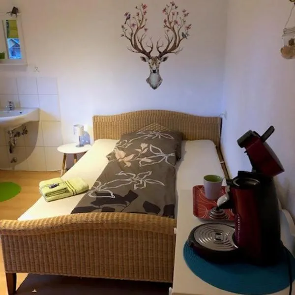 Gästezimmer Süß- Scharf, hotel v destinaci Meckenbeuren