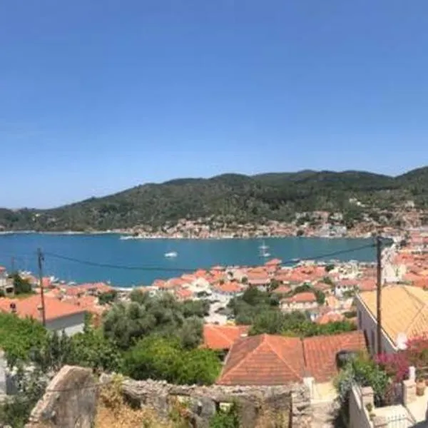 Panoramic View Villa, hotell sihtkohas Vathý