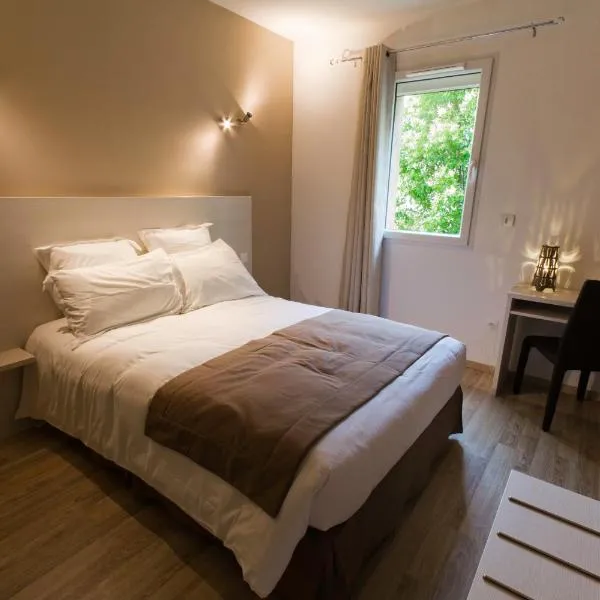 Hôtel Les Petits Oreillers, hotel din Saint-Martin-dʼArdèche