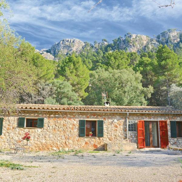 Stunning Home In Estellencs With Jacuzzi