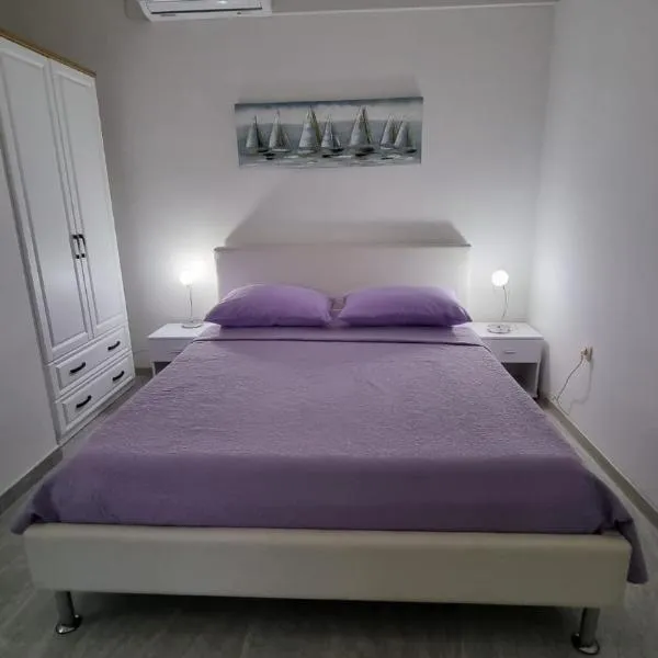 Room Airport Split, hôtel à Kaštela