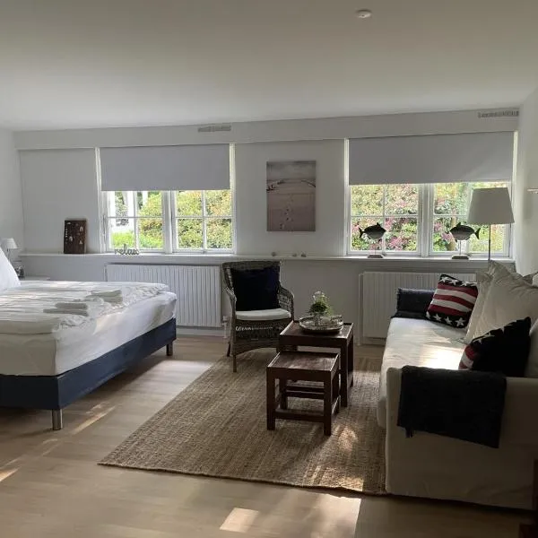 Trouville Bed & Breakfast, Hotel in Hornbæk