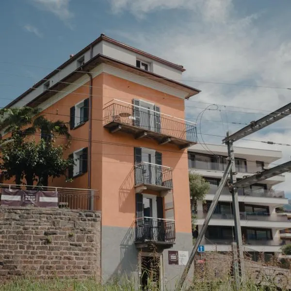 Stalder Meat & Bed, hotel v destinaci Muralto