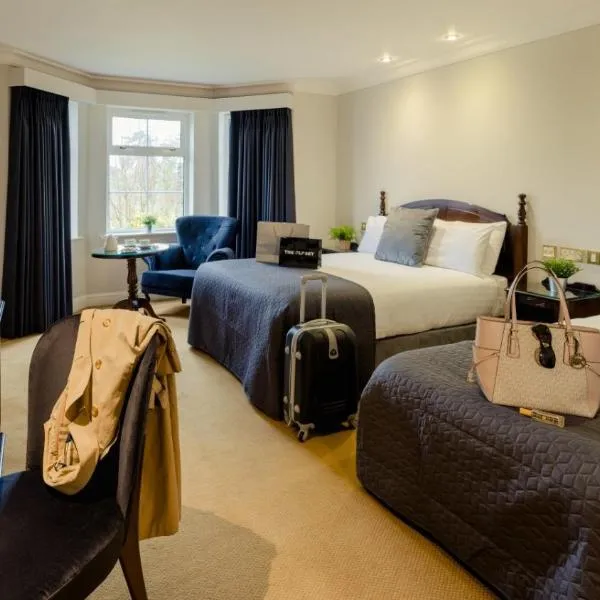 Twin Trees Hotel & Leisure Club, hotel in Ballina