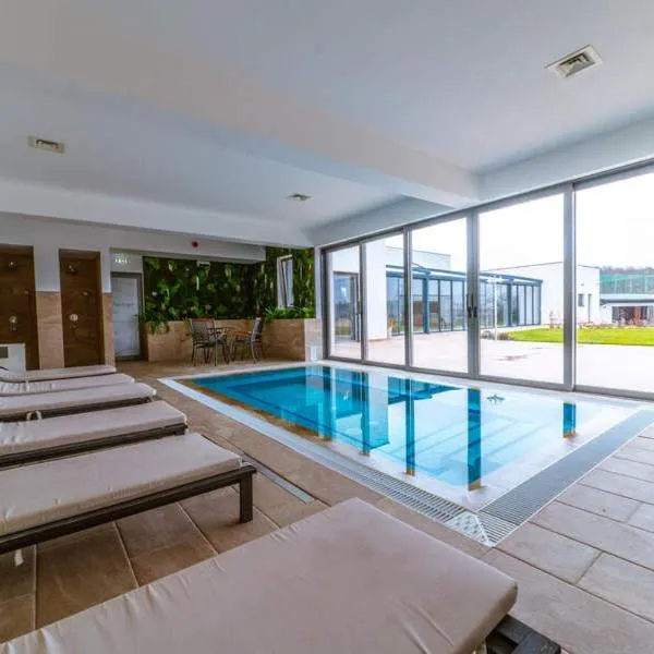 Aquangar, hotel v destinaci Cehu Silvaniei