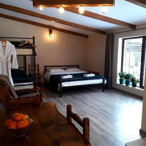 holiday home, hotel v destinaci Bordžomi