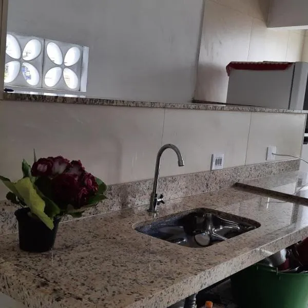 Casa para temporada, Centro de Ubatuba, hotel in Ubatuba