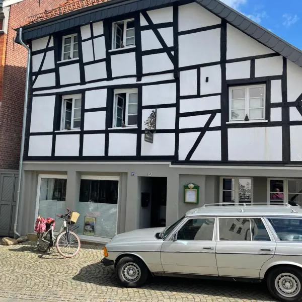 Pension Ruhrfrosch, hôtel à Essen