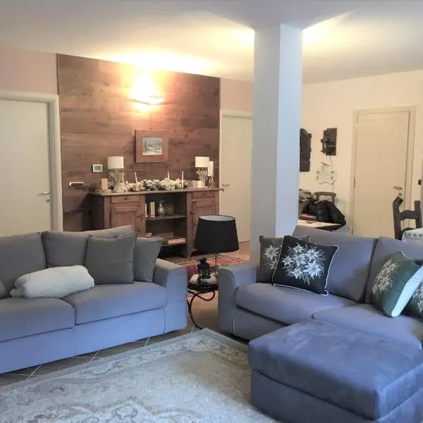 Appartamento Ottoz Aosta, khách sạn ở Aosta