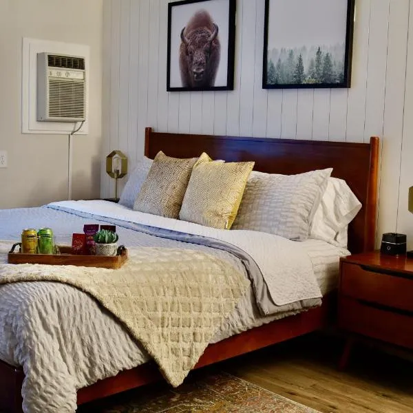 Mid-Century Gem w/King, hotel in Park City