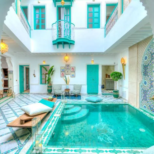 riad paradis blanc, hotel in Marrakesh