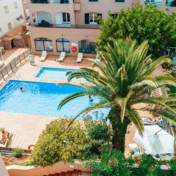 Apartamentos Royal Life, hotel in Mahón