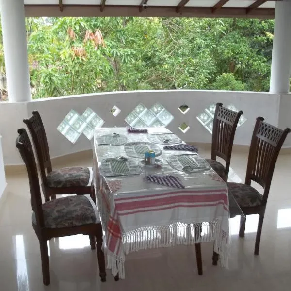 Anura Home Stay, hotell sihtkohas Kalutara