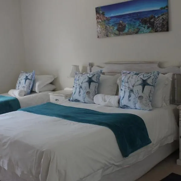 The Golden Grape B&B, מלון בLutzville