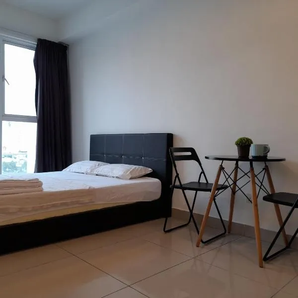 Pacific Place Ara Damansara LRT Pool Parking Kitchen By Kenangan Homes, hotell sihtkohas Petaling Jaya