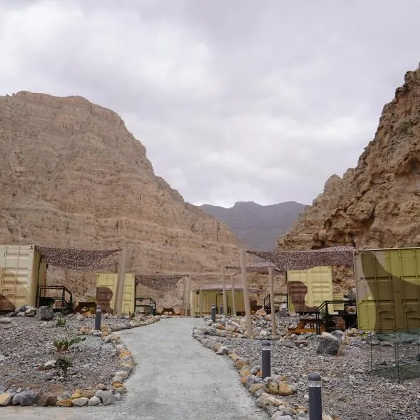 Bear Grylls Explorers Camp, hotel a Ras al Khaimah