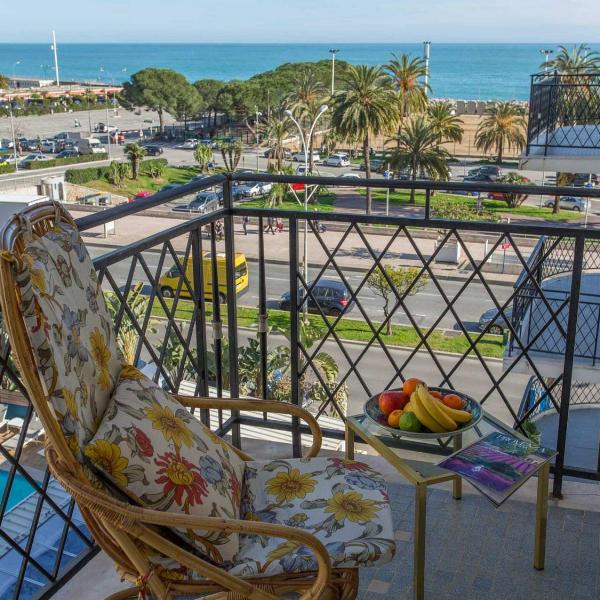 Appartement Menton, 2 pièces, 4 personnes - FR-1-196-160