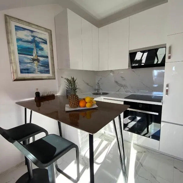 New apartman Summer, hotel in Kaštela