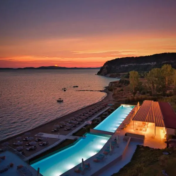 Mount Athos Resort, Hotel in Ierissós