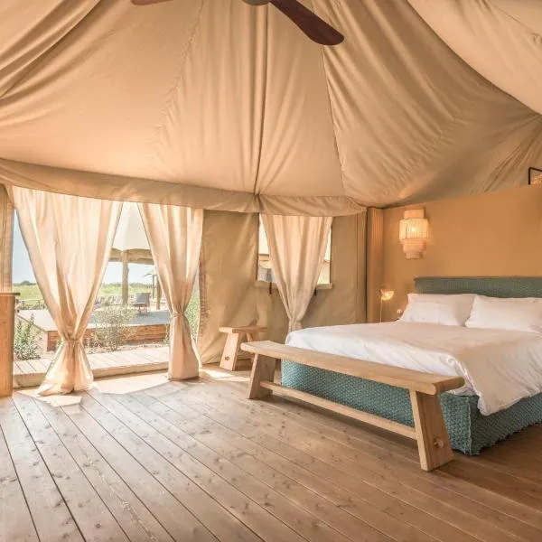 Terme di Vulci Glamping & Spa, hotel en Canino