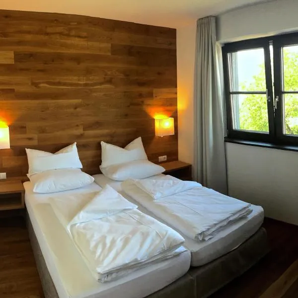 Hotel Café Schatz, hotel in Hohenems