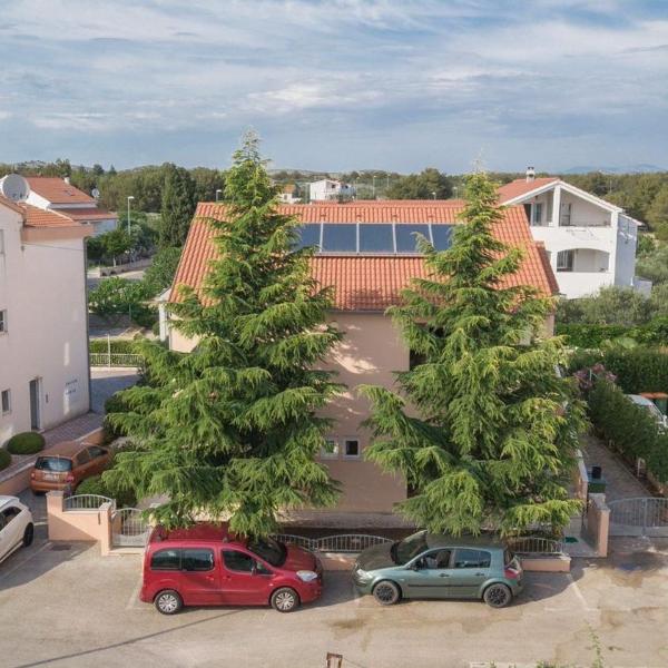 Apartmani NEDOKLAN