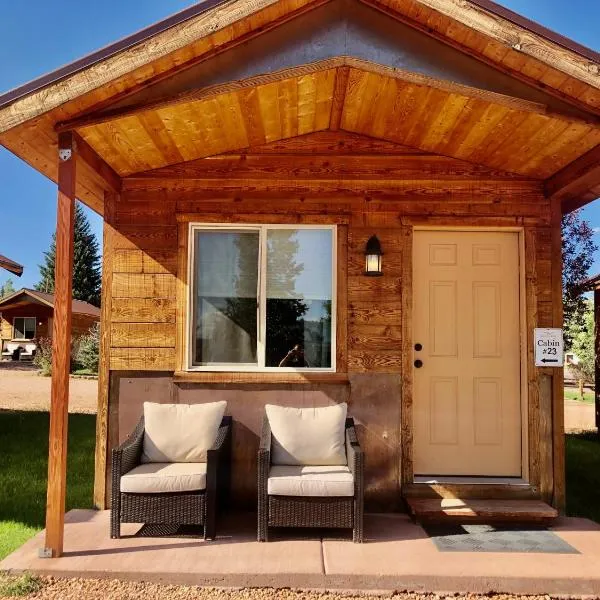 Mountain Ridge Cabins & Lodging Between Bryce and Zion National Park, ξενοδοχείο σε Hatch