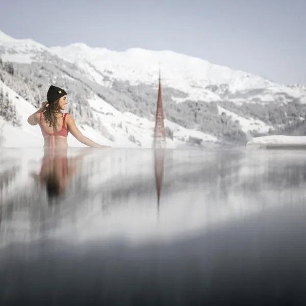 Aktiv- & Wellnesshotel Bergfried, ξενοδοχείο σε Tux