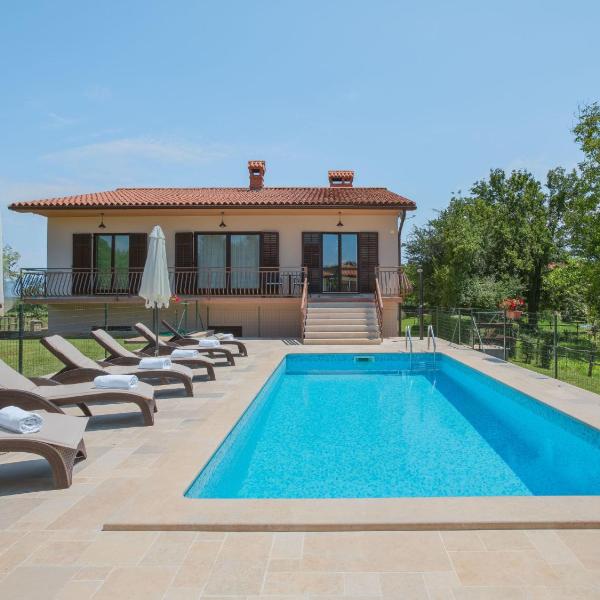 Holiday Home Ana by Interhome