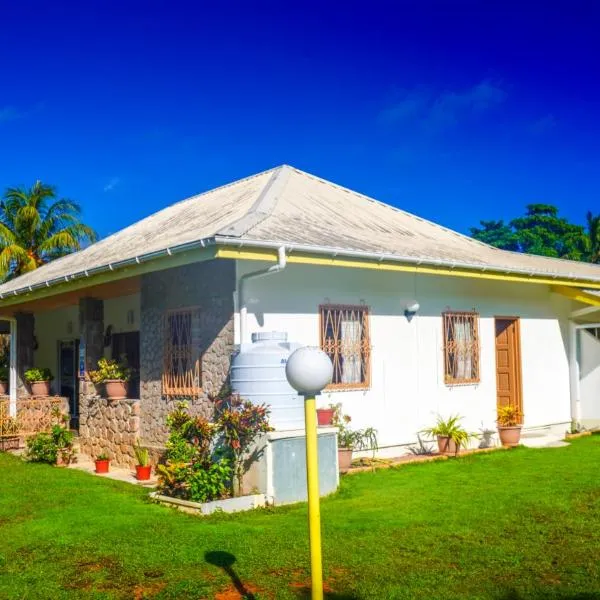 Villa Antonia, hotel in La Digue