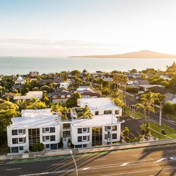 Carnmore Hotel Takapuna, hotel v Aucklandu