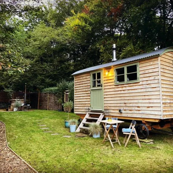 Oak + Stars Hideaway, hotel in Holmfirth