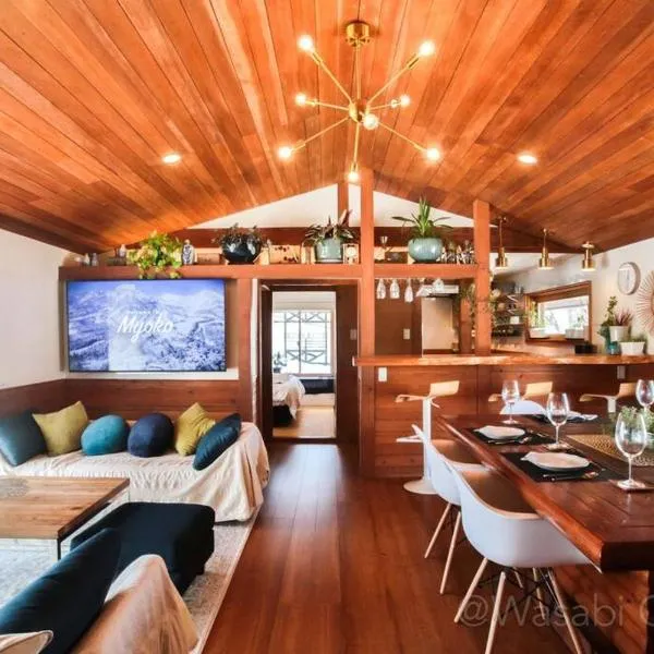 Wasabi Wonderland, Boutique Chalet sleeps 10, hotel in Myoko