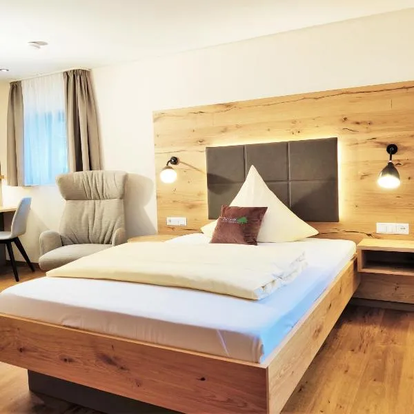 Hotel Restaurant Zur Linde、Erbachのホテル