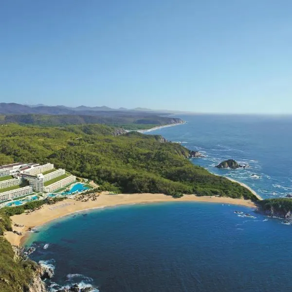 Secrets Huatulco Resort & Spa, hotel en Santa Cruz - Huatulco
