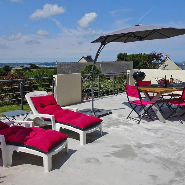 Holiday home with beautiful terrace area