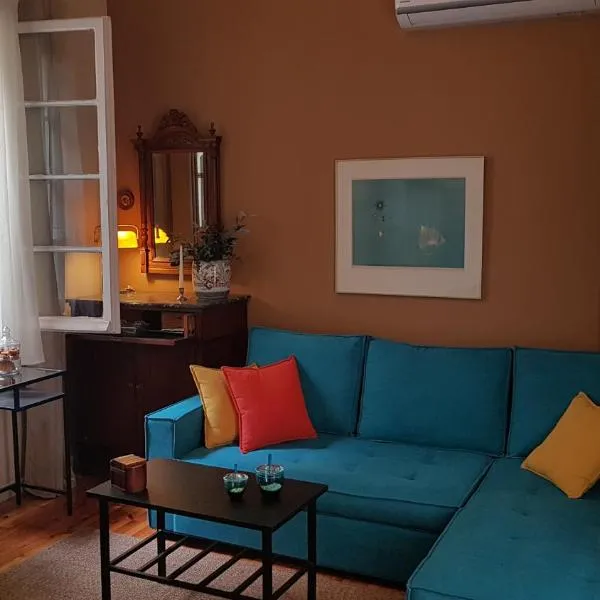 Konstantinos's Luxury vintage apartment, hotel in Thessaloniki